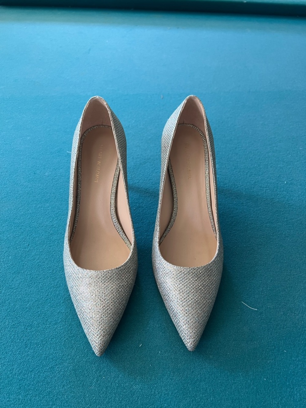 Stuart Weitzman Leigh 70 Pump Nior Platinum, size 7 (7B medium width)